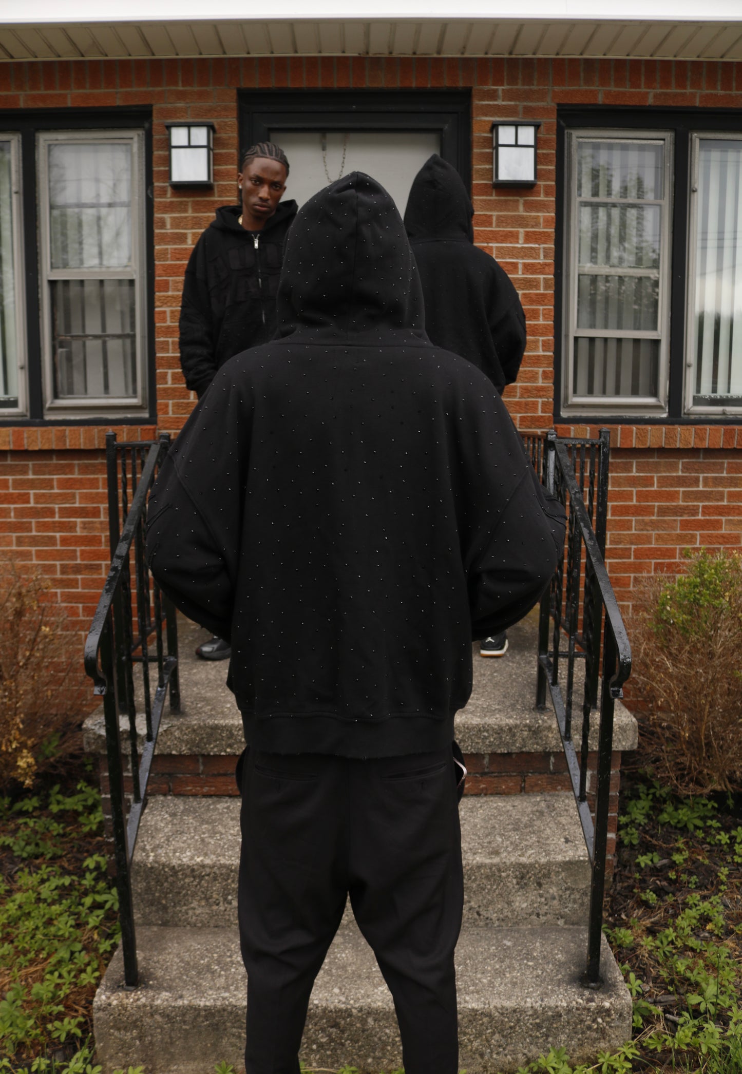 “SHINING STAR” BLACK HOODIE 